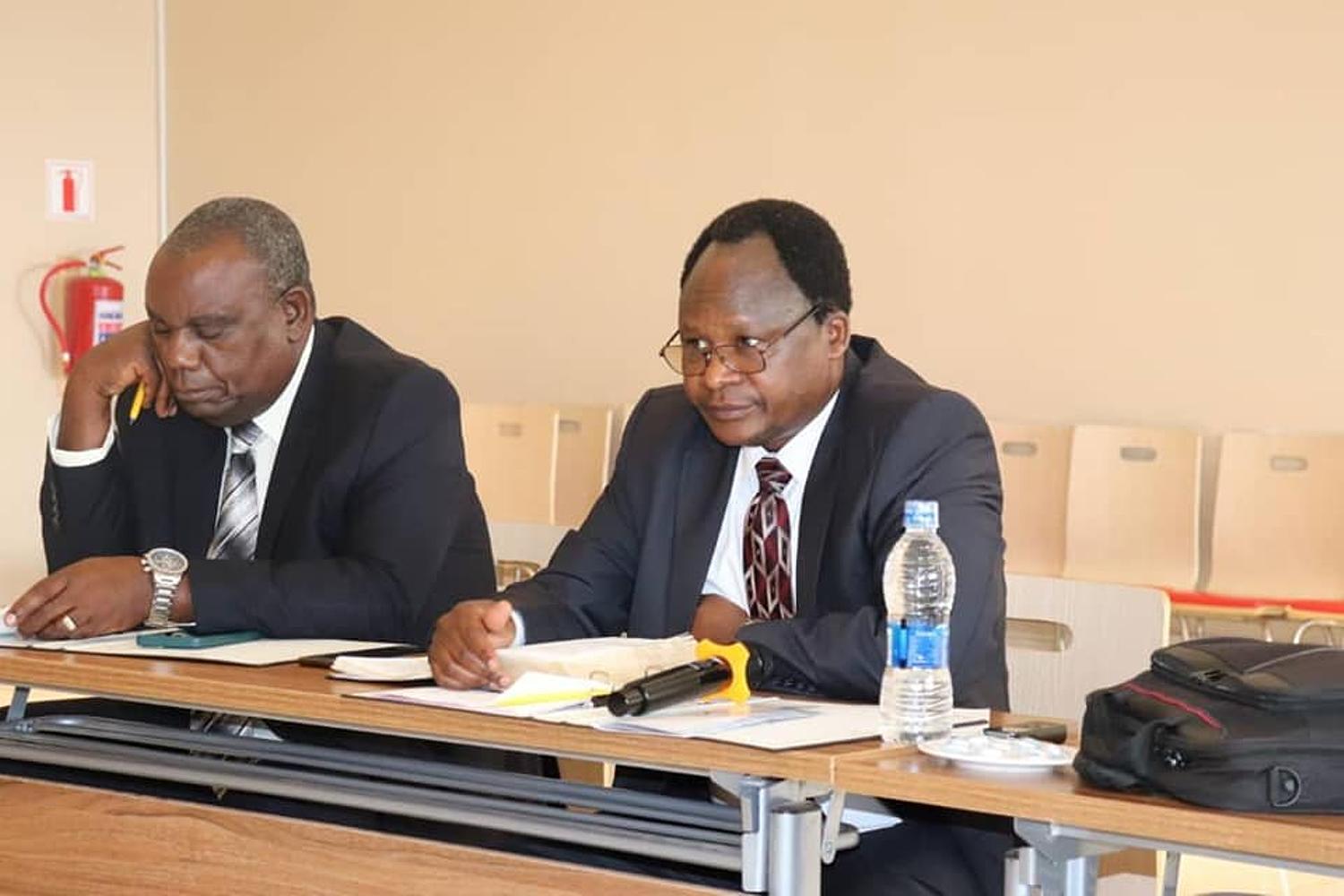 DA Kububa Soko (right) and DAH Robert Nsamba (left) during the meeting